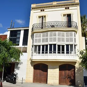  Apartment Les Barbes